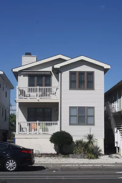 5242 West Ave #2, Ocean City, NJ 08226