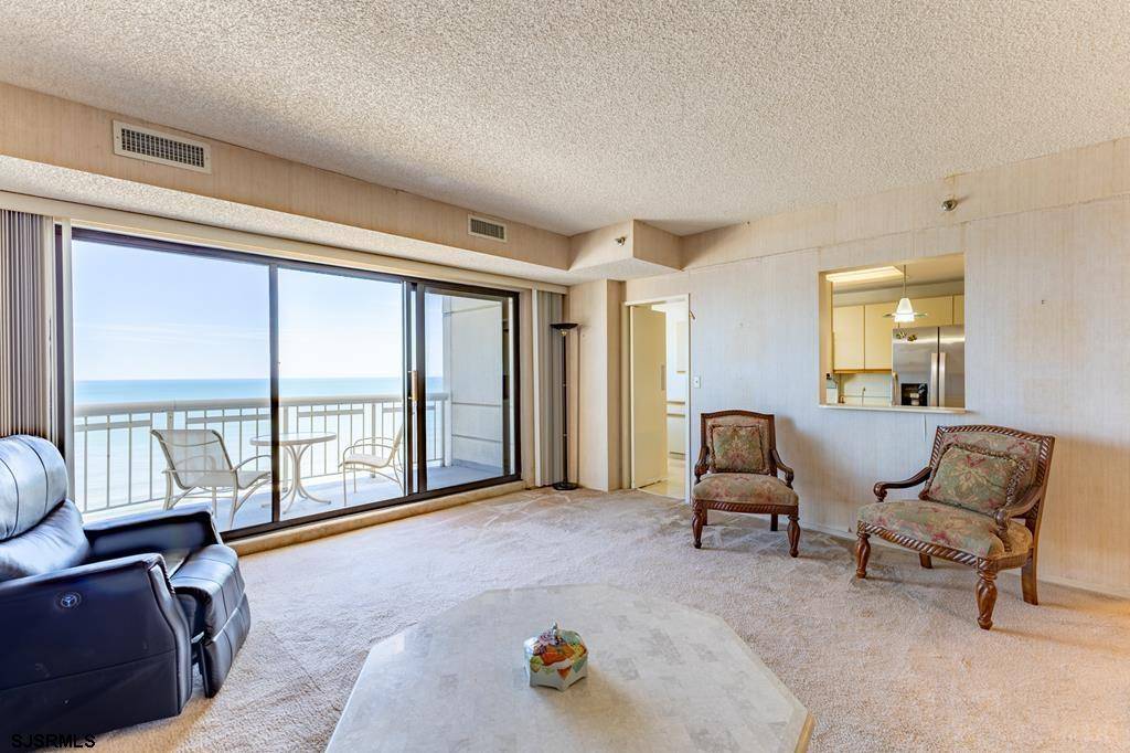 Atlantic City, NJ 08401,3101 Boardwalk #2204-2
