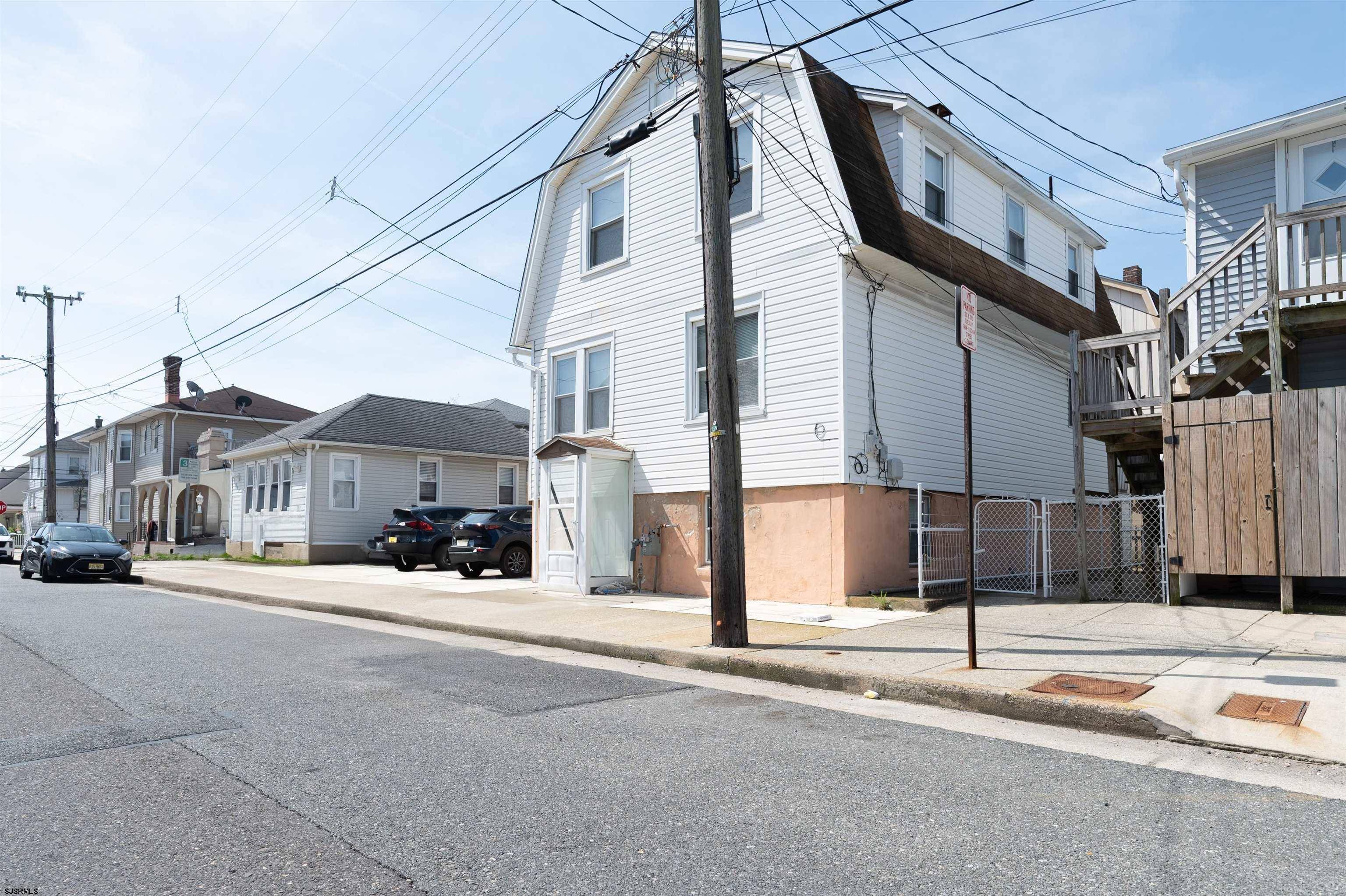Atlantic City, NJ 08401,108 N Annapolis Ave Ave