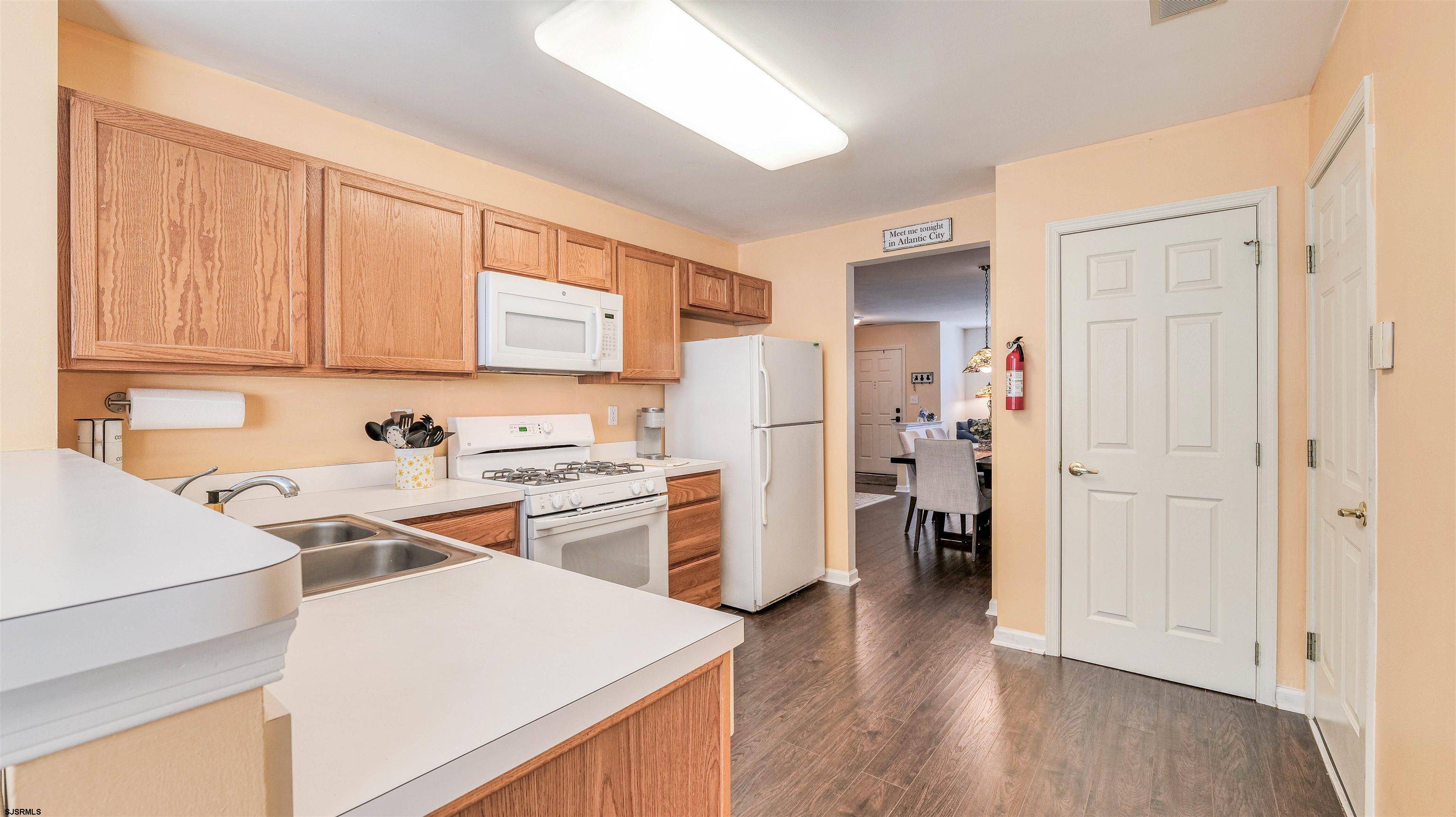 Galloway Township, NJ 08205,628 E Regency #628