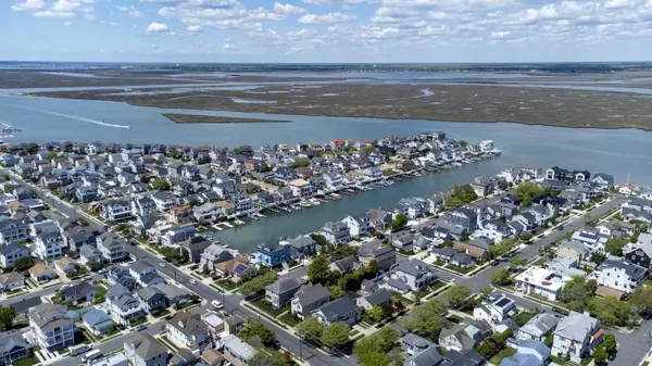 Margate, NJ 08402,411 N Rumson Ave