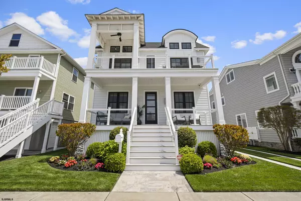 13 N Vendome Ave, Margate, NJ 08402
