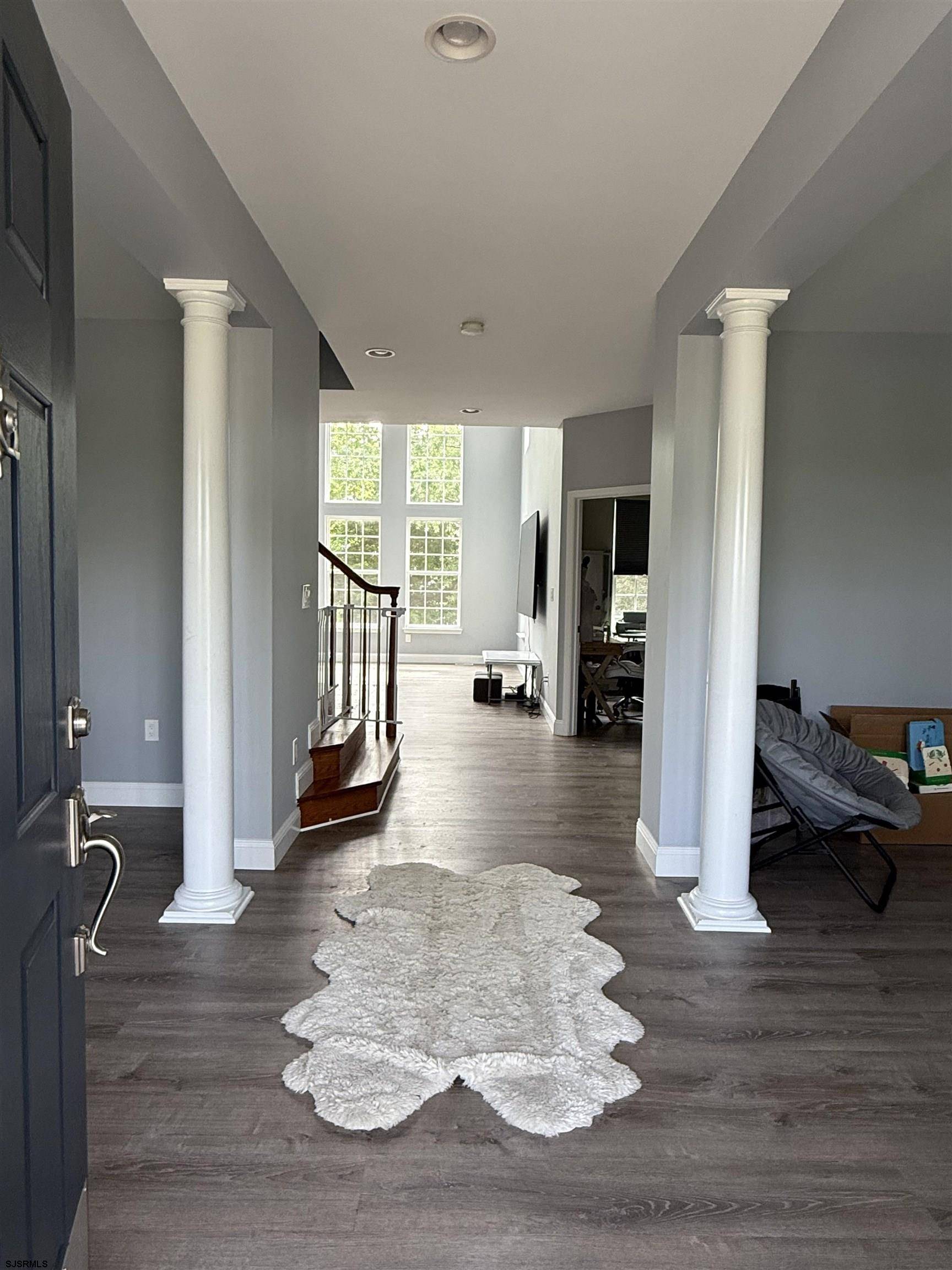 house_img