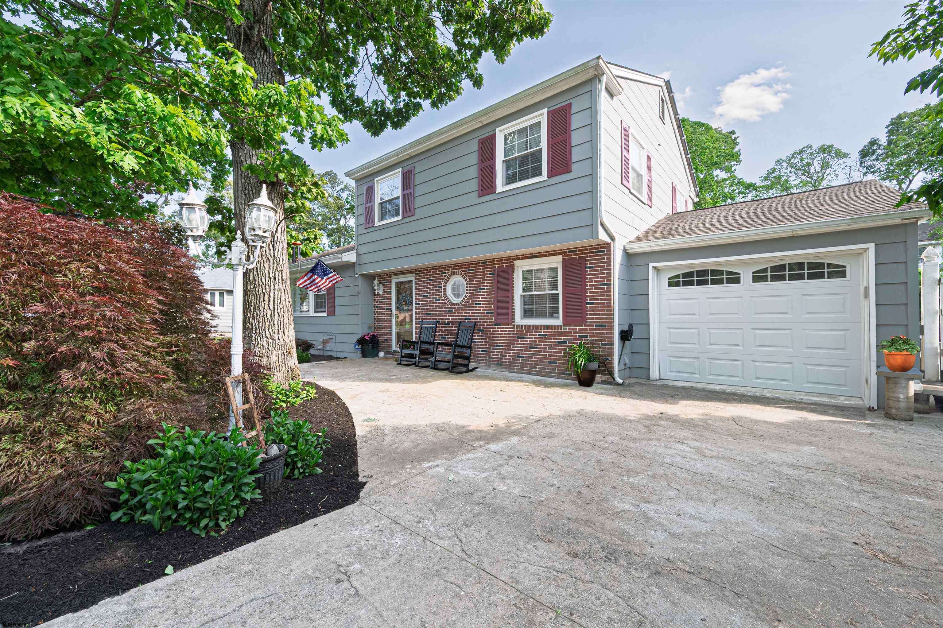 6 Holly Dr, Northfield, NJ 08225