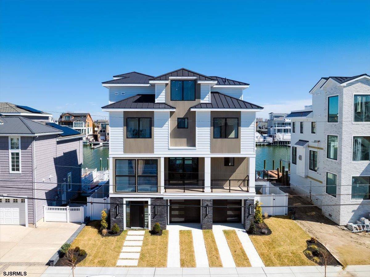 407 N Pembroke Ave, Margate, NJ 08402