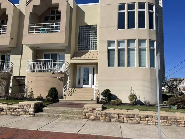 Margate, NJ 08402,9101 Atlantic Ave