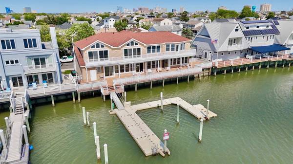 802 N Harvard Ave, Ventnor, NJ 08406