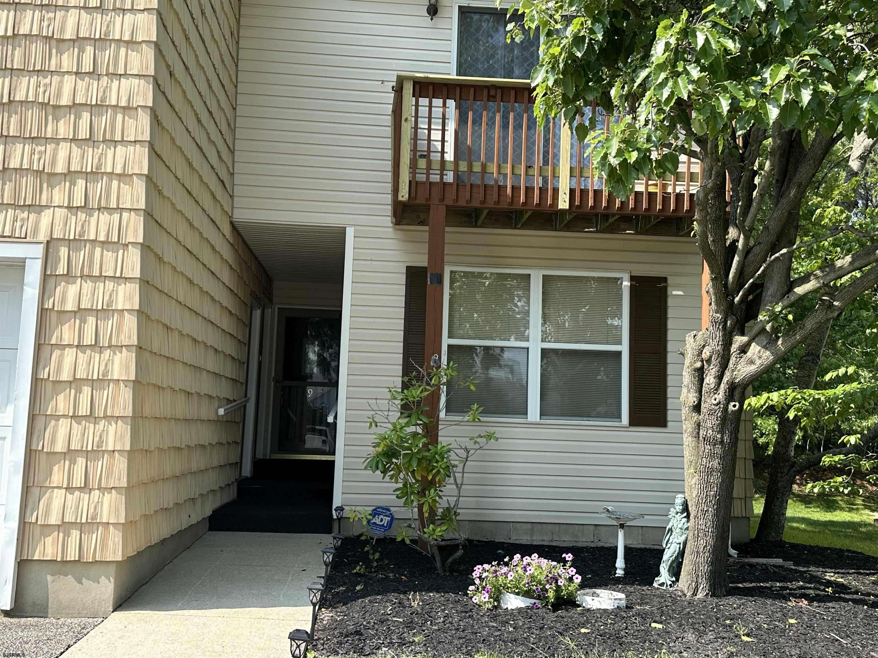 19 E Woodland #E101, Absecon, NJ 08201