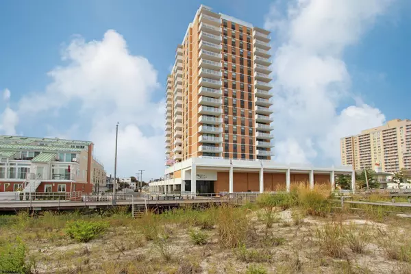 5200 Boardwalk #804, Ventnor, NJ 08406