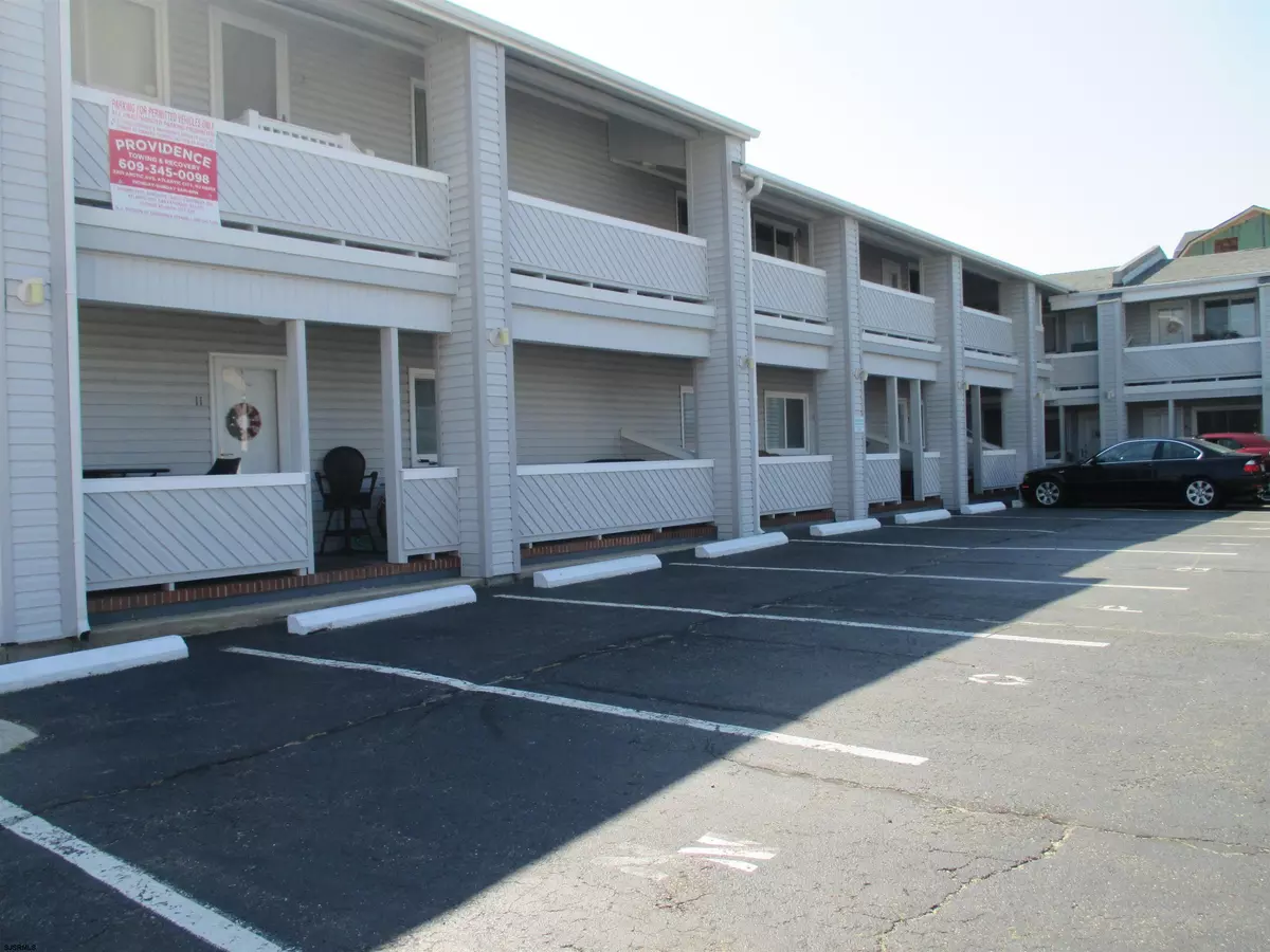 Margate, NJ 08402,9201 Atlantic Avenue