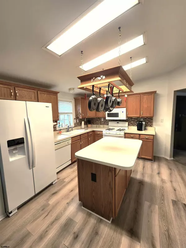 Mays Landing, NJ 08330,3 Knollwood Drive