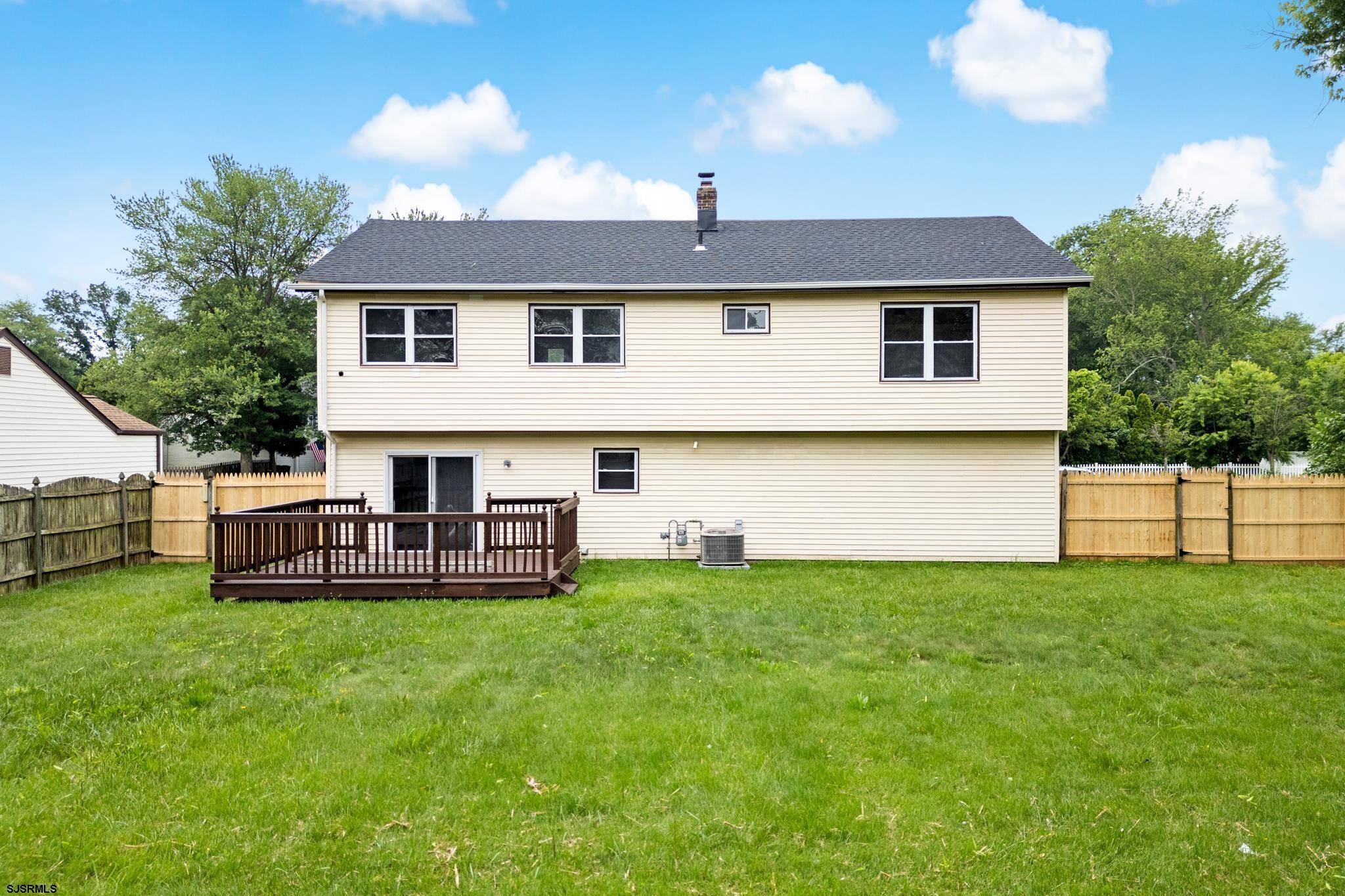 Penns Grove Borough, NJ 08069,243 Wintergreen Lane