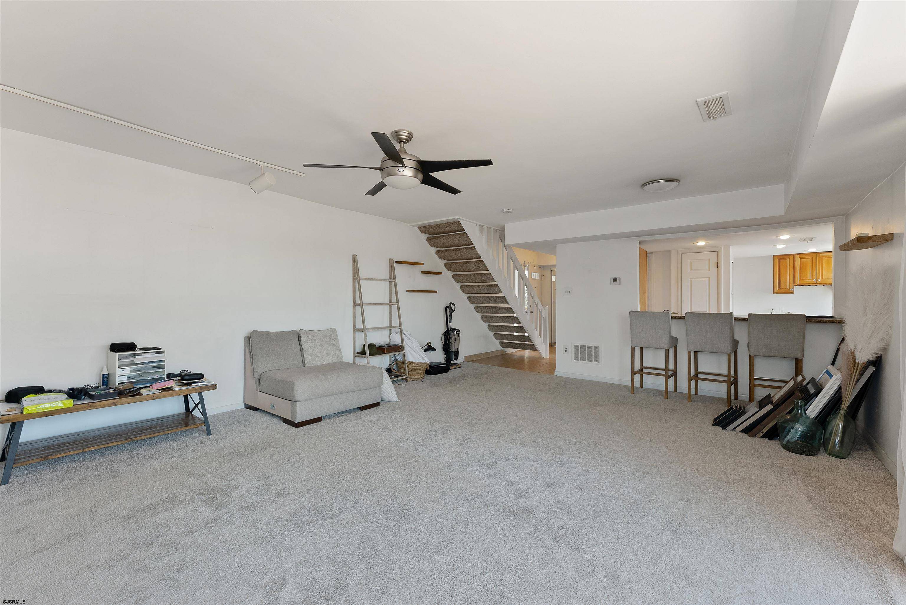 Atlantic City, NJ 08401,151 N Annapolis Ave #D