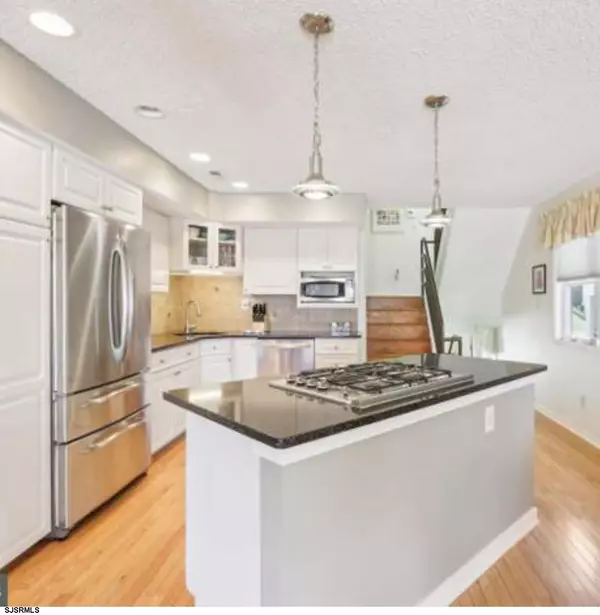 Brigantine, NJ 08203,205 4th St N