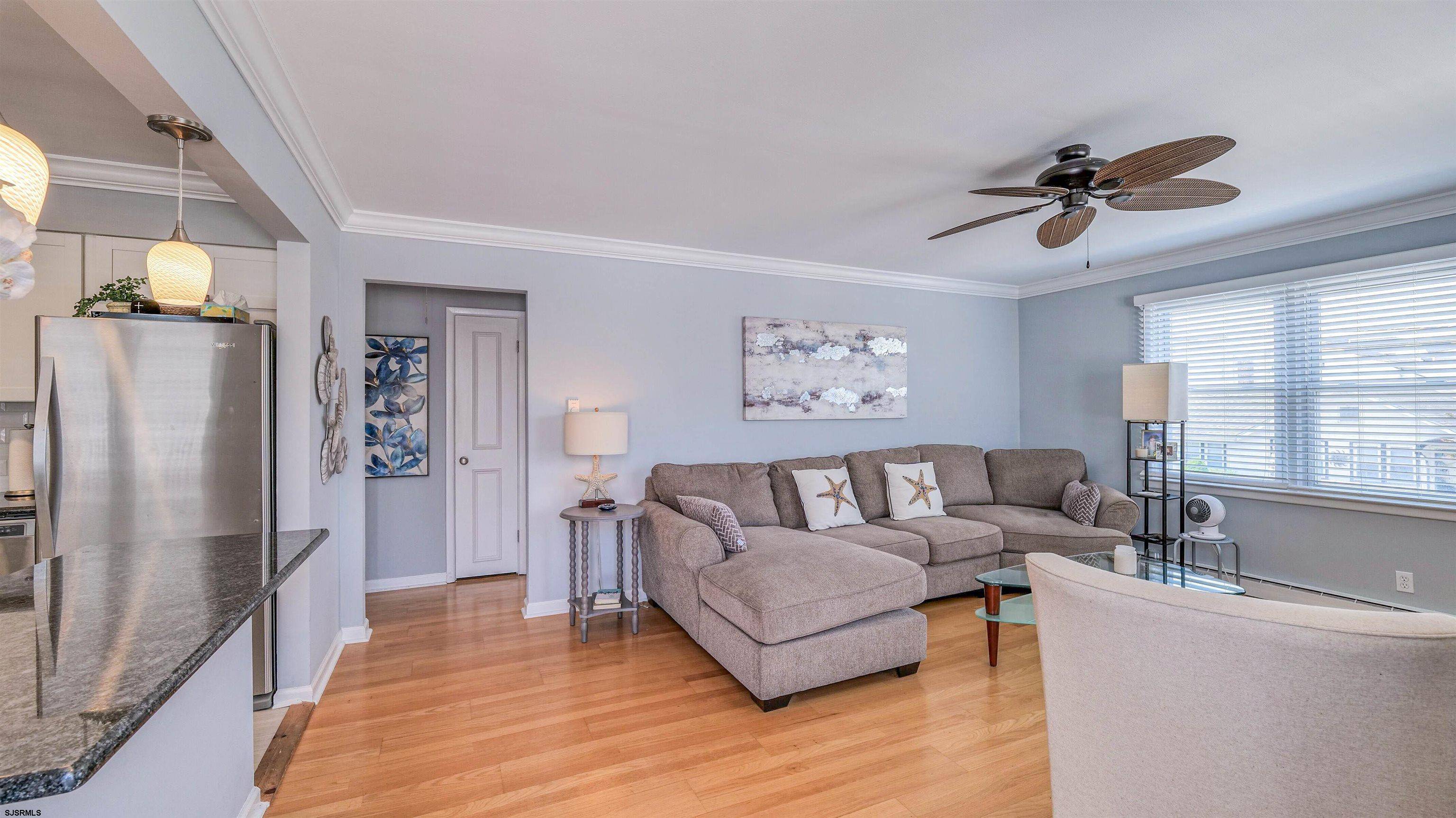 Margate, NJ 08402,127 N monroe #5