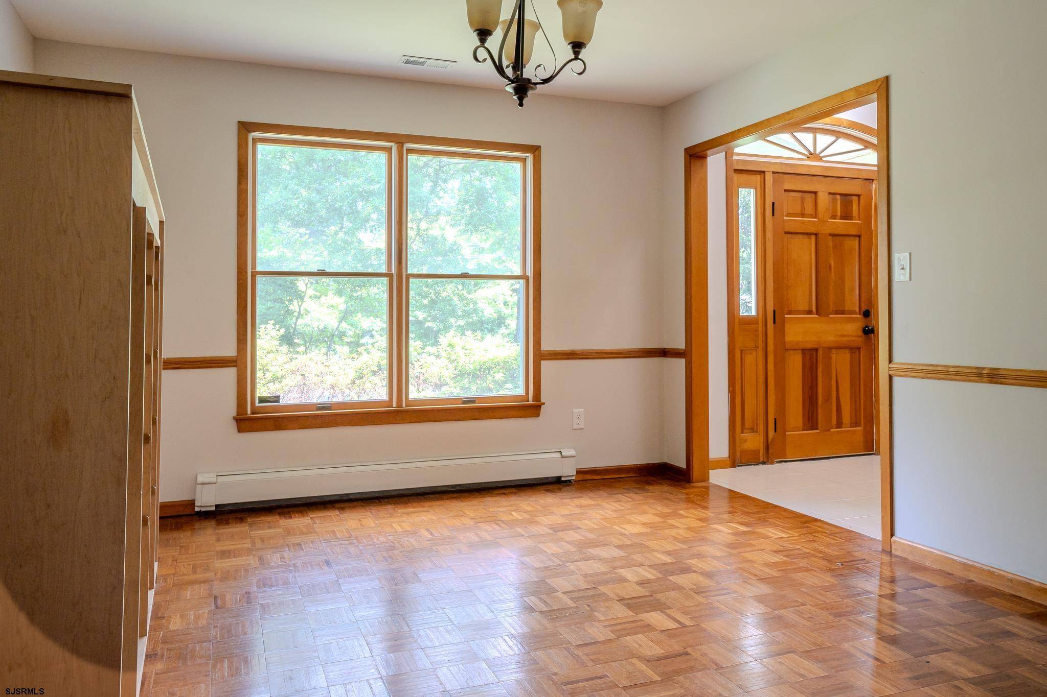 Erma, NJ 08204,970 Shirley Ave