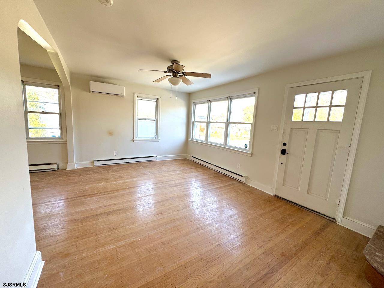 Somers Point, NJ 08244,29 E Pierson Ave