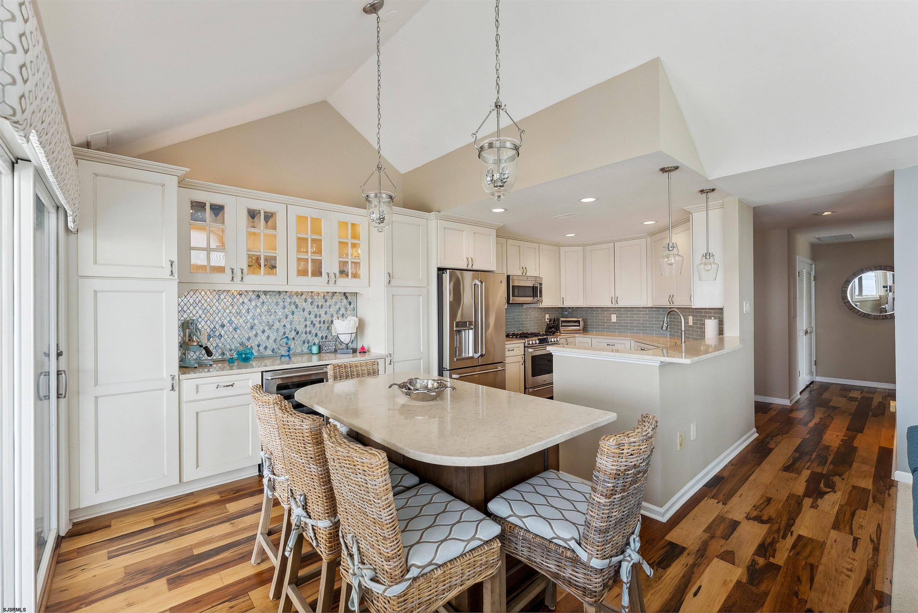 Somers Point, NJ 08244,122 South Pointe #122