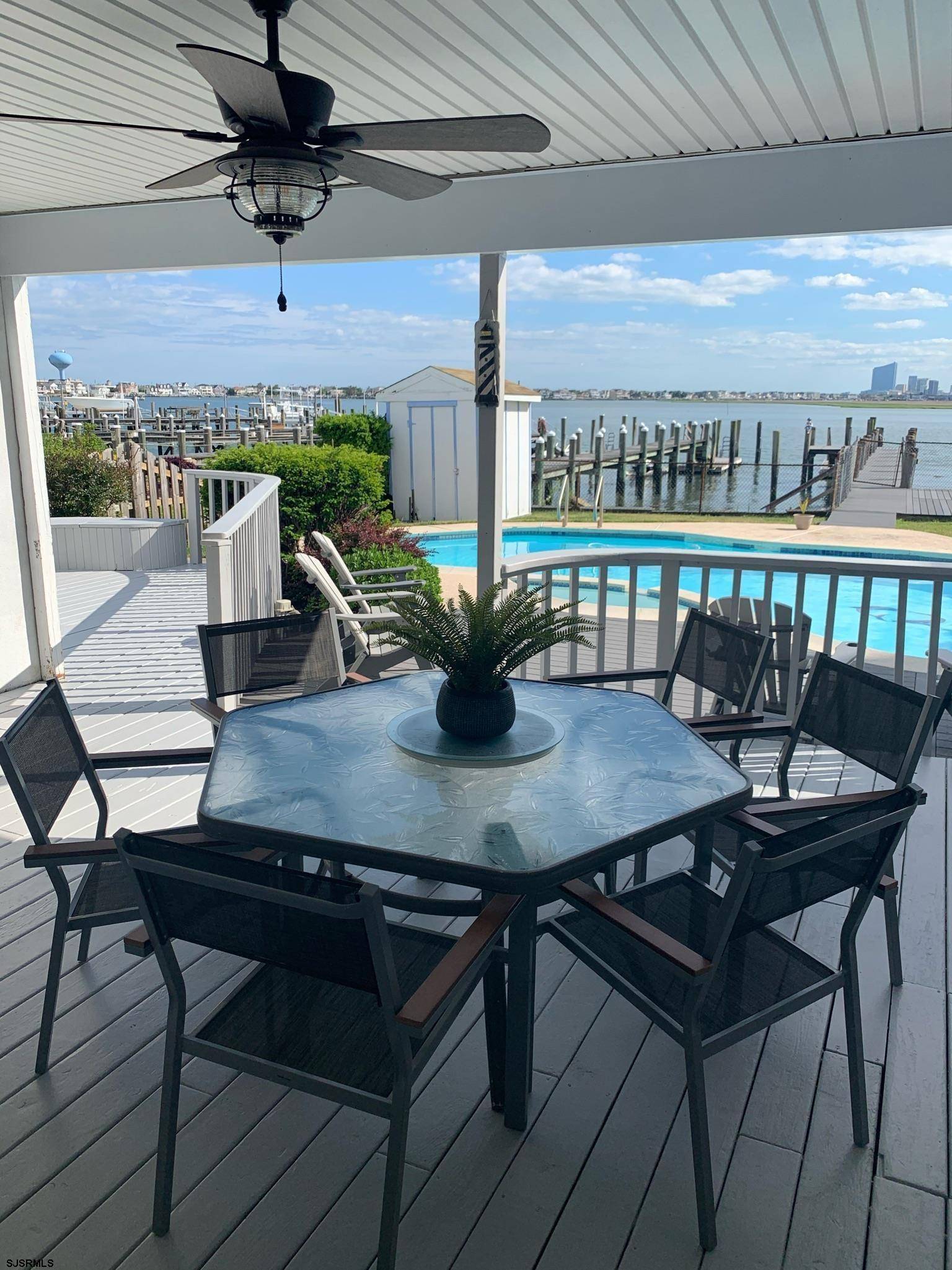 Brigantine, NJ 08203,540 W Shore Dr
