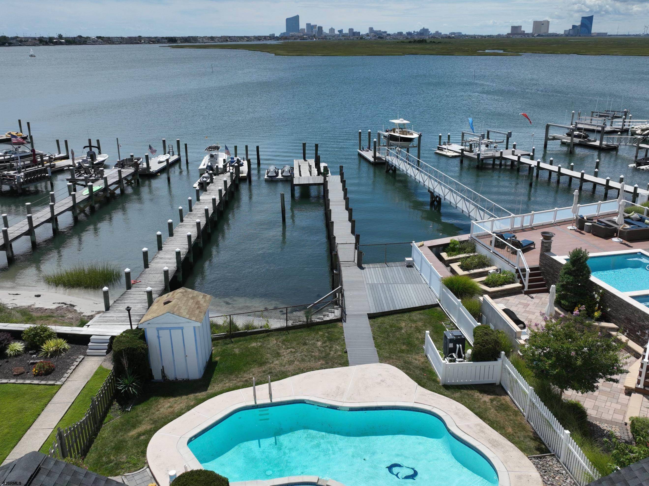 Brigantine, NJ 08203,540 W Shore Dr