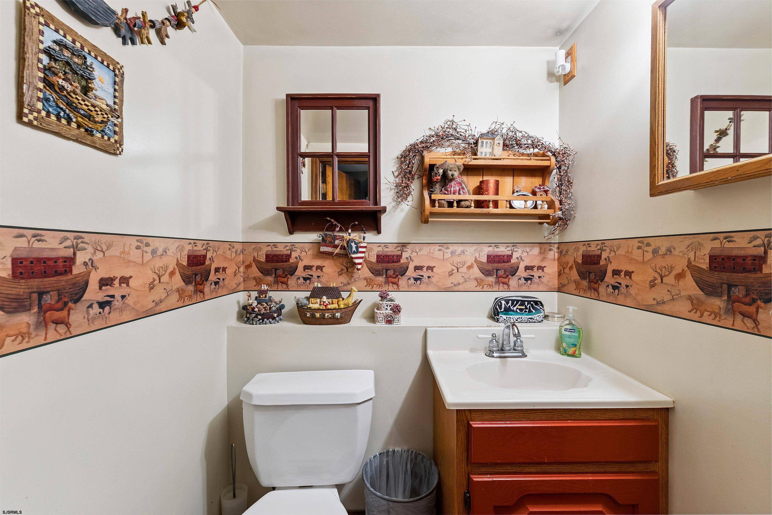 Galloway Township, NJ 08205,317 E Arbutus Ave