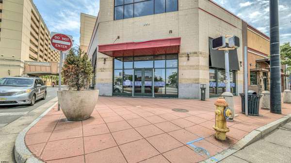 1931 Atlantic Ave, Atlantic City, NJ 08401
