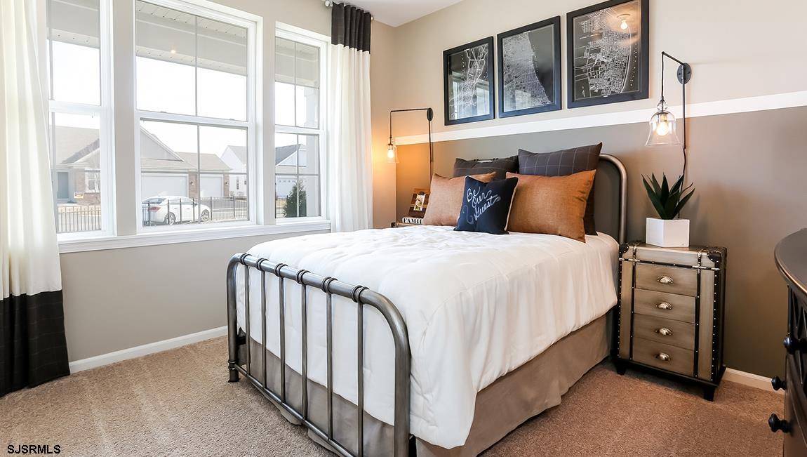 Egg Harbor Township, NJ 08234,121 Hilton Head Ct