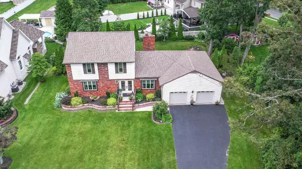 Hammonton, NJ 08037,32 Lakeshore Drive