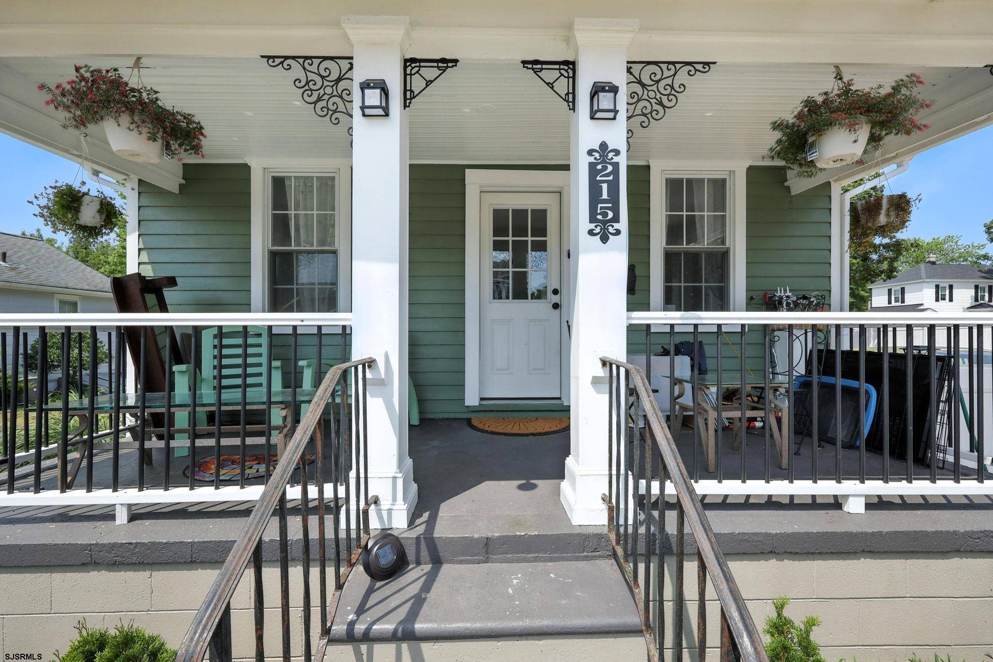 Somers Point, NJ 08244,215 W Connecticut Ave