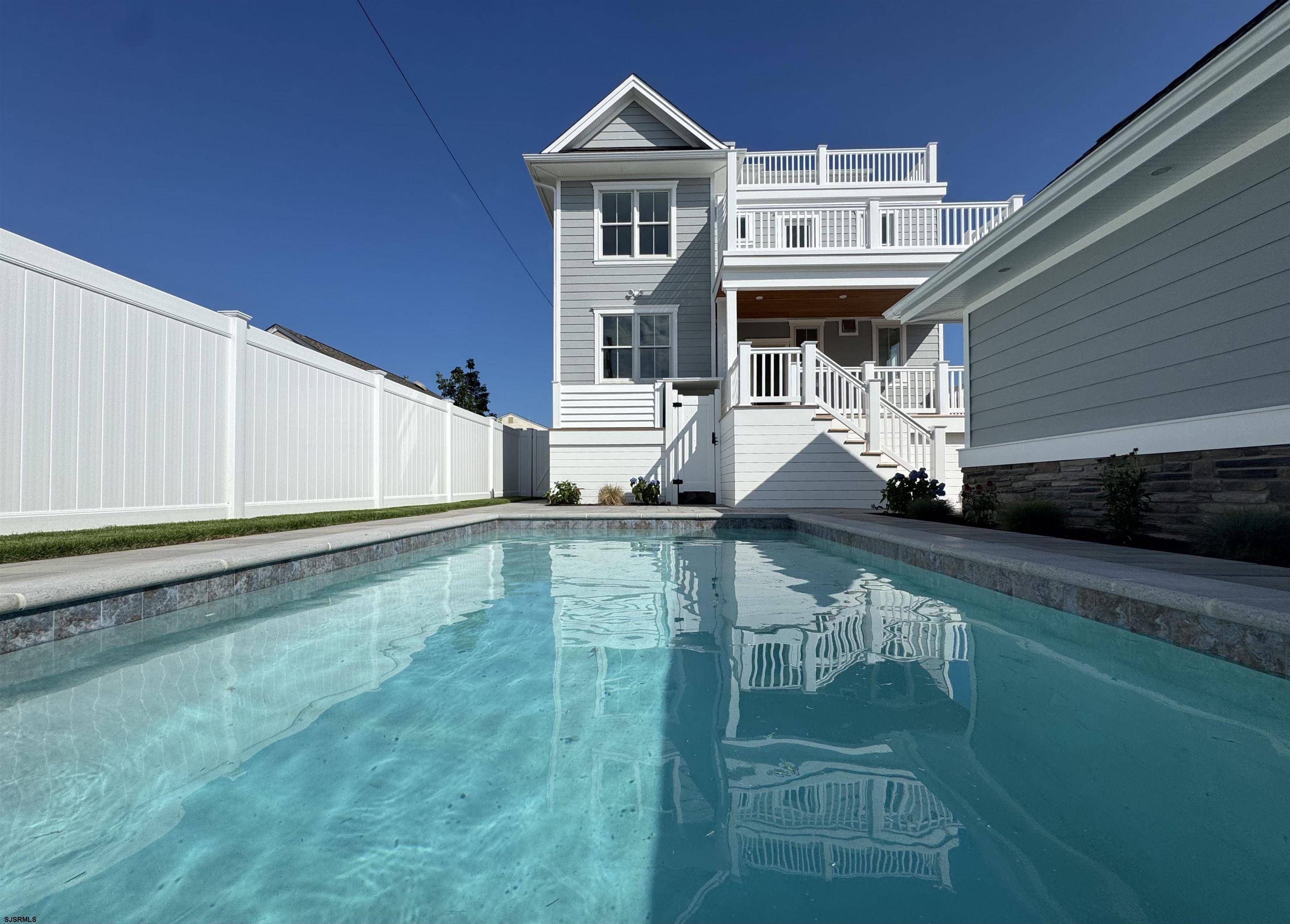 Ocean City, NJ 08226-4241,140 Simpson Ave