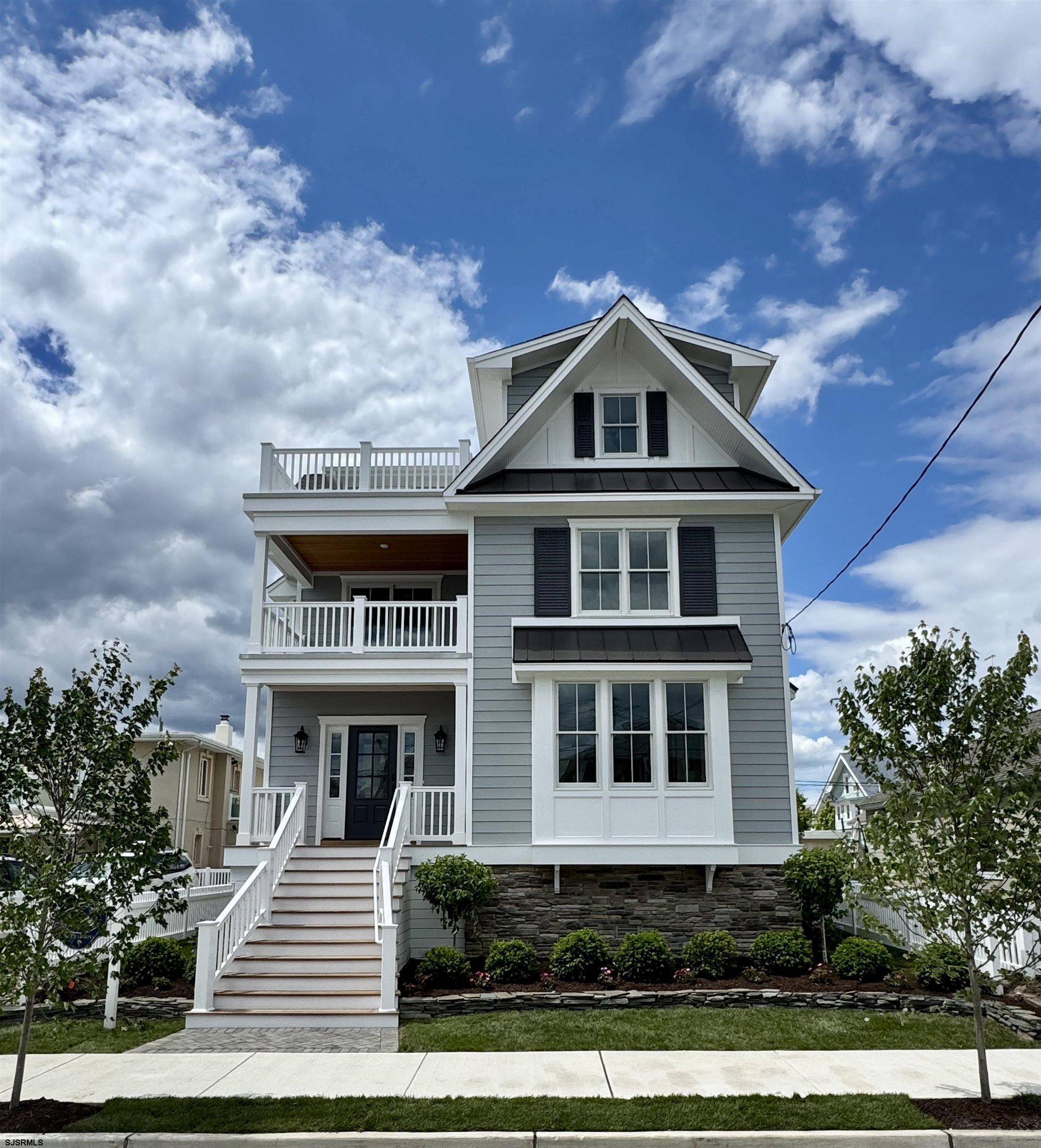 140 Simpson Ave, Ocean City, NJ 08226-4241