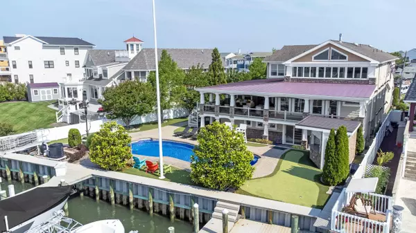 458 W Shore Dr, Brigantine, NJ 08203