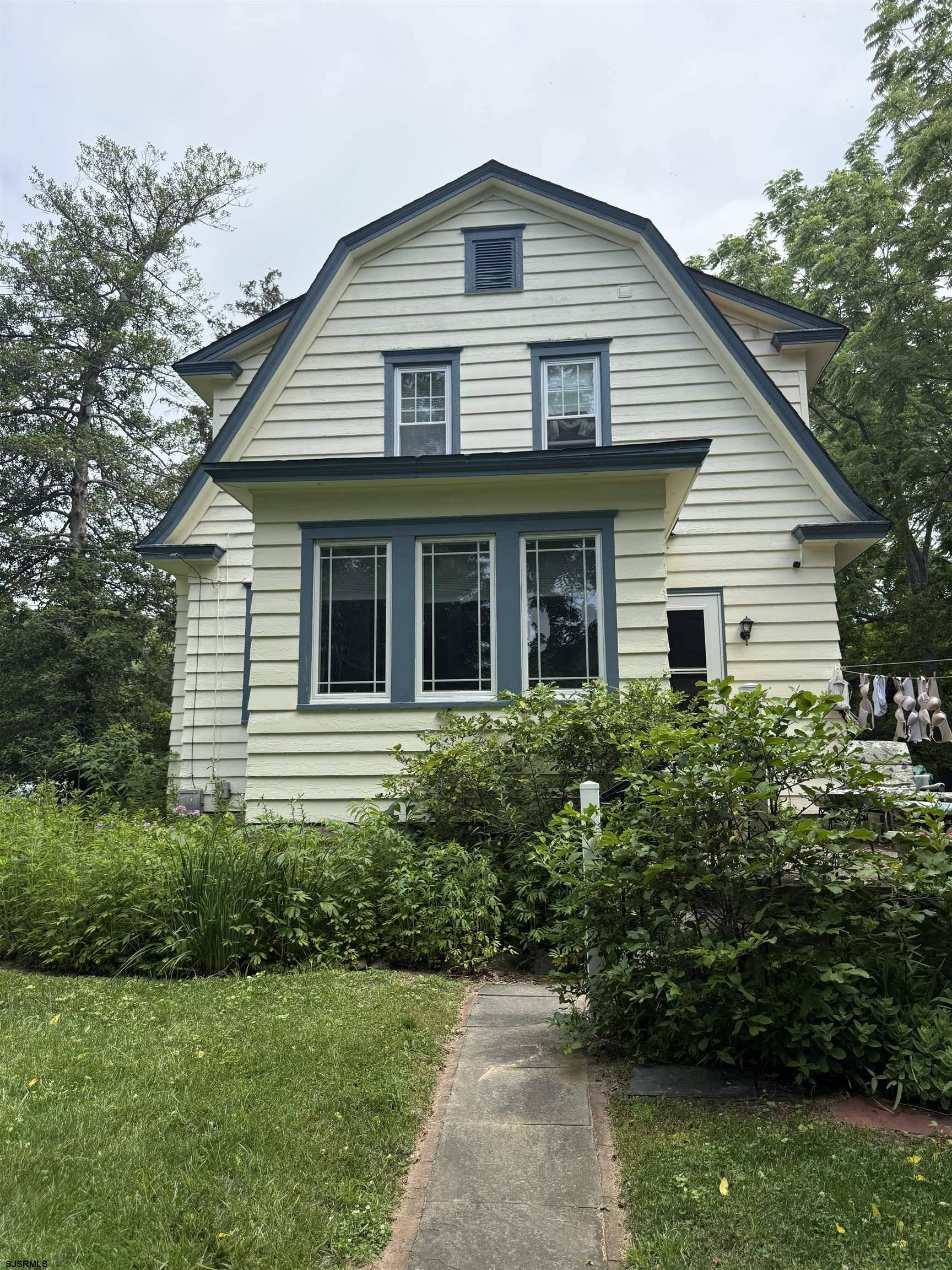 Absecon, NJ 08201,200 Showellton Ave