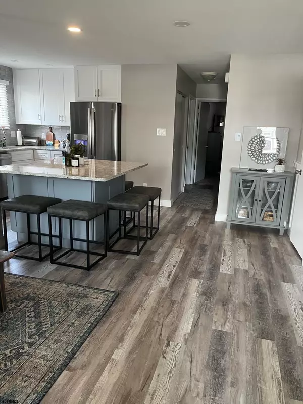 Brigantine, NJ 08203,251 4th St S