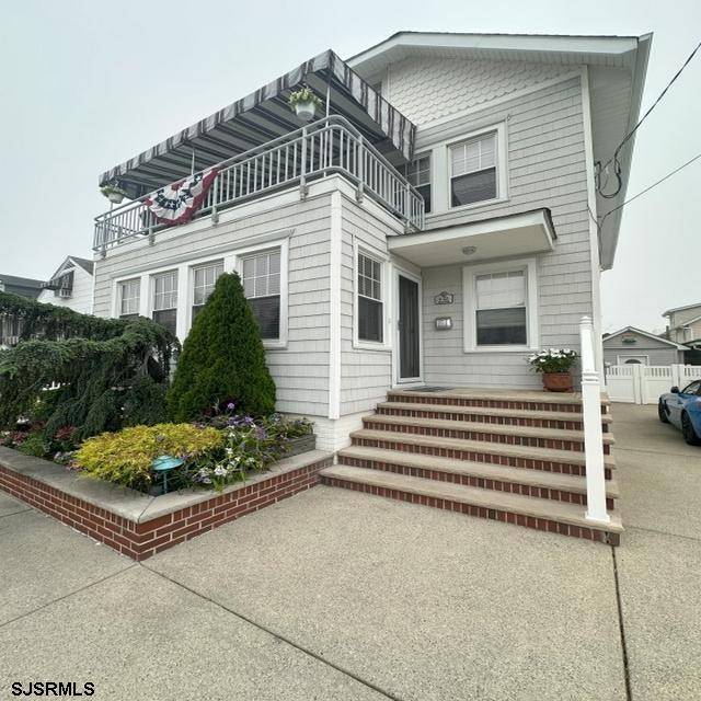 9 S Melbourne Ave, Ventnor, NJ 08406