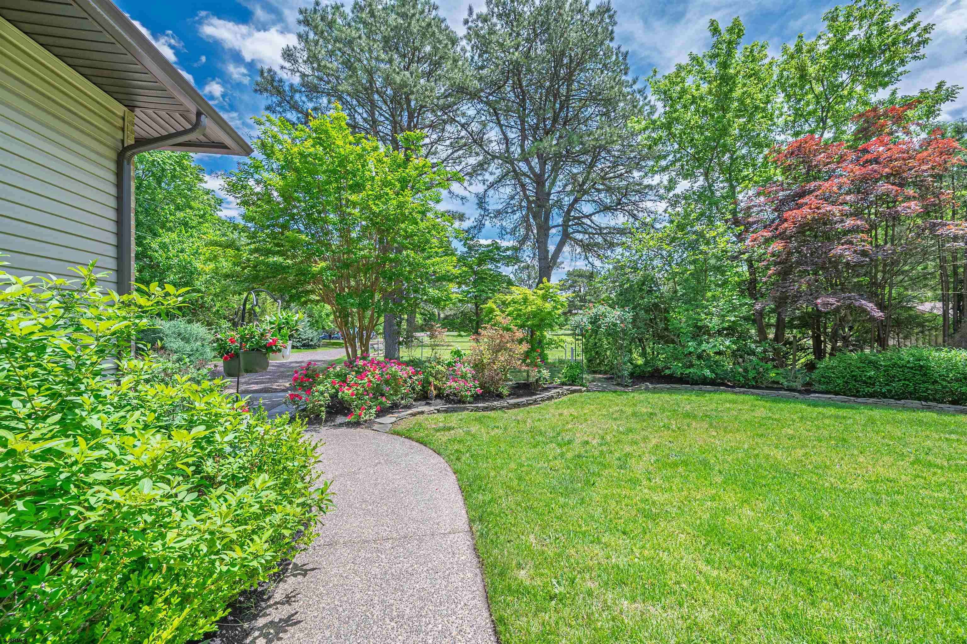 Galloway Township, NJ 08215,327 S Vienna Ave Ave