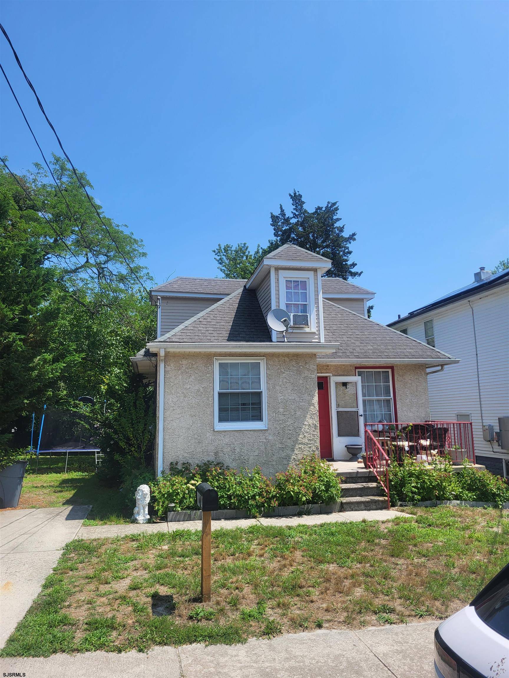110 E Greenfield Ave, Pleasantville, NJ 08232-3212