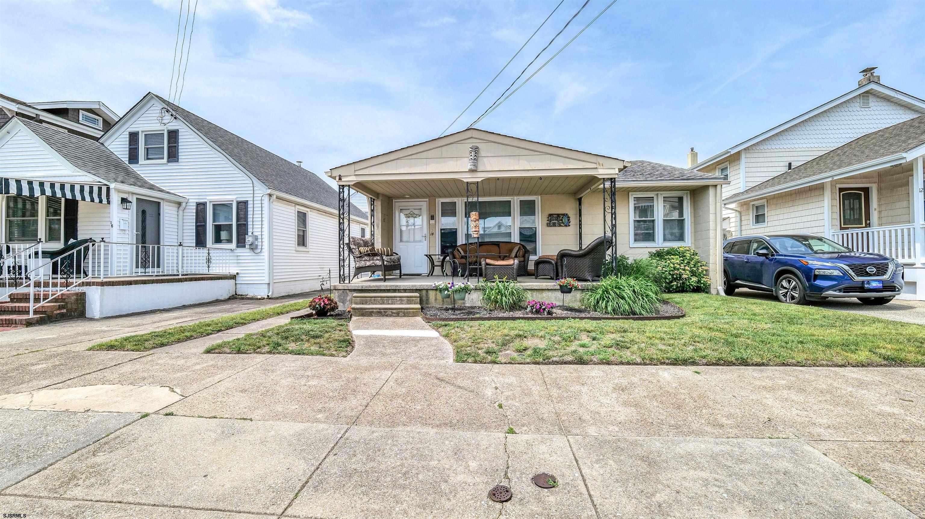 14 S Granville Ave, Margate, NJ 08402