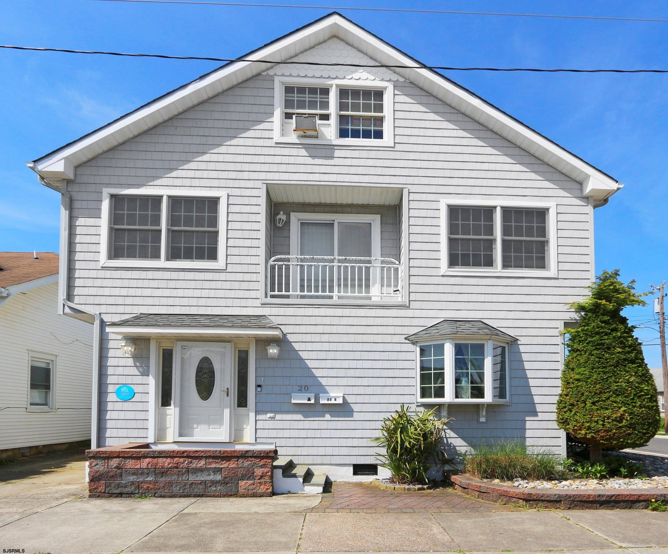 20 N Swarthmore Ave, Ventnor, NJ 08406