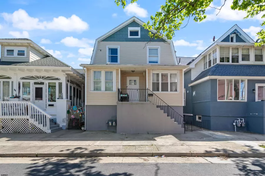 11 N Weymouth Ave Ave, Ventnor, NJ 08406