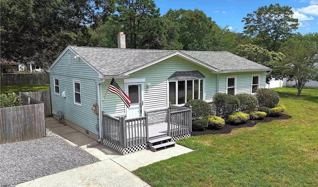 104 Colonial Ave, Egg Harbor Township, NJ 08234