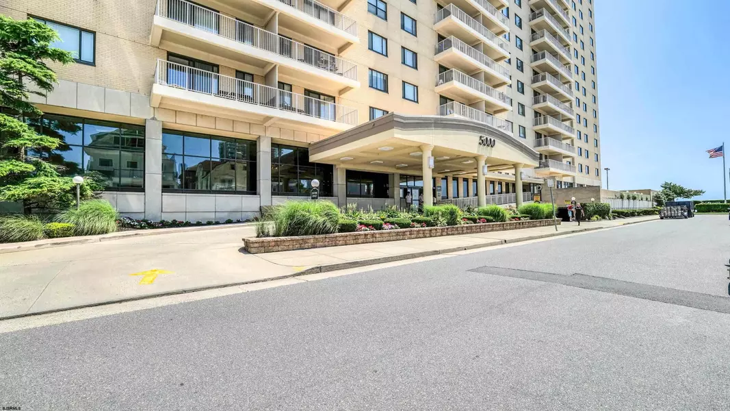 5000 Boardwalk #1617, Ventnor, NJ 08406
