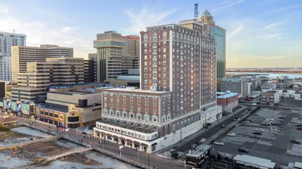 Atlantic City, NJ 08401,2721 Boardwalk #1519