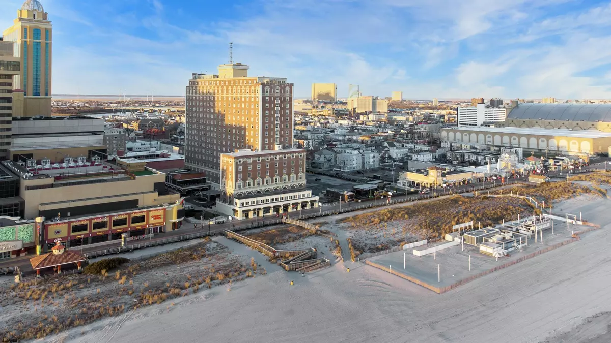 Atlantic City, NJ 08401,2721 Boardwalk #1519