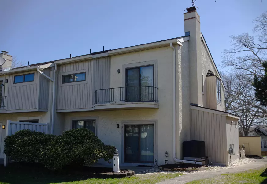 5 Greate Bay #5, Somers Point, NJ 08244
