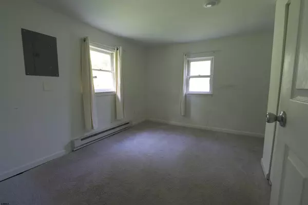 Mays Landing, NJ 08330,2511 Route 50