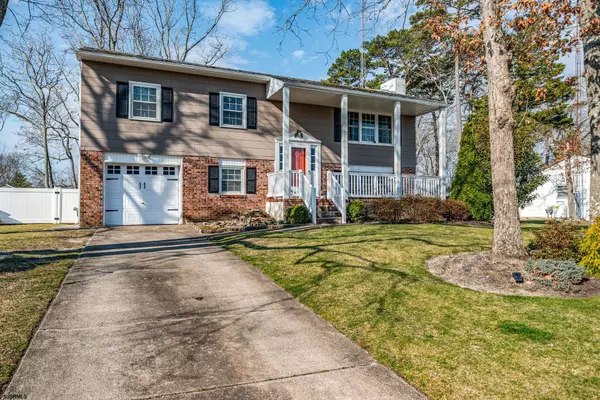 44 White Oak Dr, Ocean View, NJ 08230