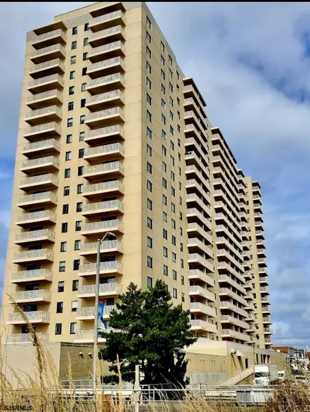 5000 Boardwalk #1903, Ventnor, NJ 08406