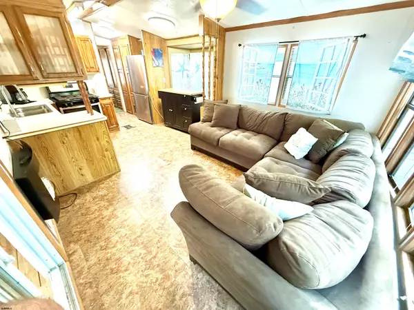 Estell Manor, NJ 08317,103 Cumberland Ave #403