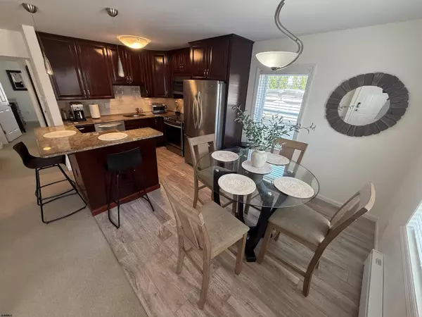 Margate, NJ 08402,211 N Coolidge Ave